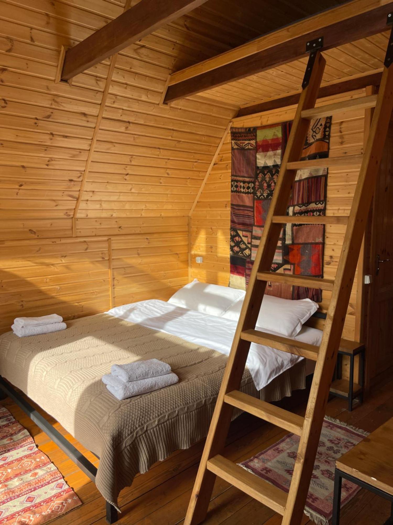 Kazbegi Kuro Cottages Dış mekan fotoğraf